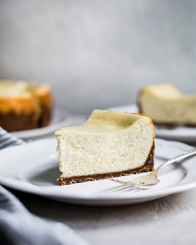 Churro cheesecake — creamy slice with cinnamon crust